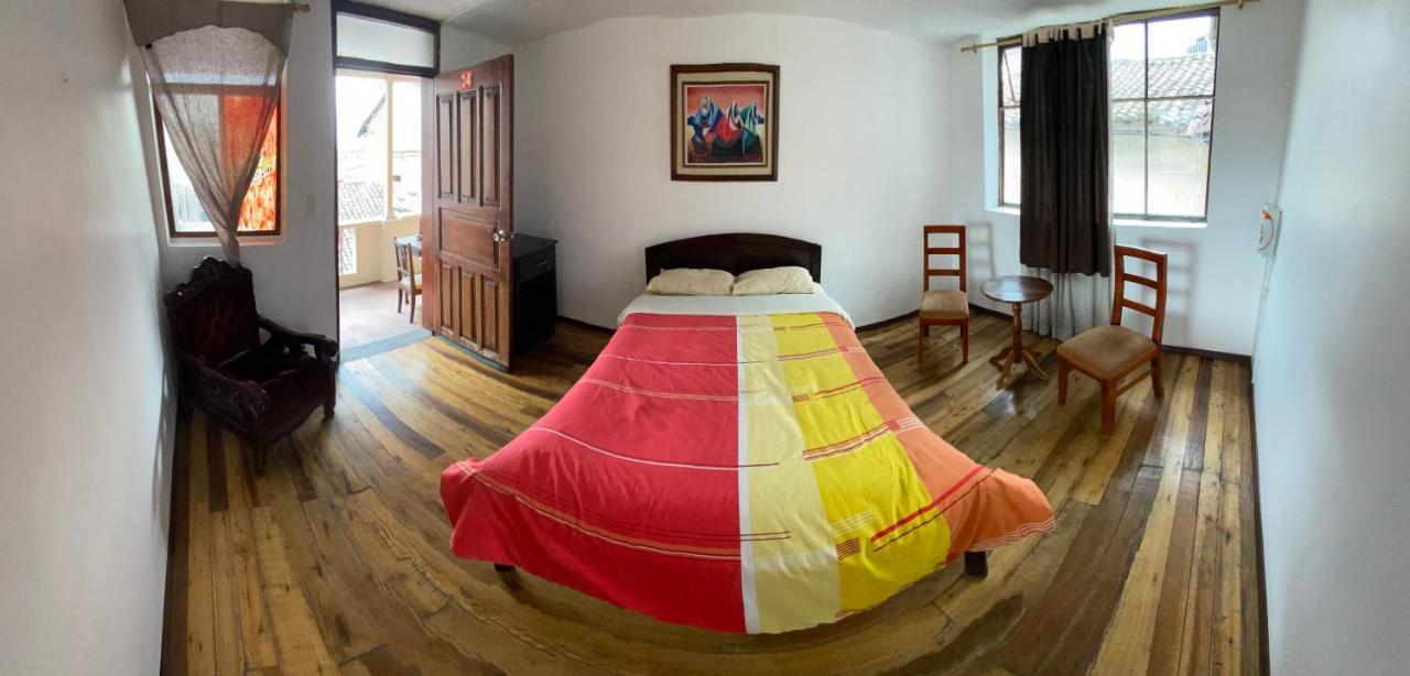 Hostal La Guayunga Rooftop Quito Exterior foto